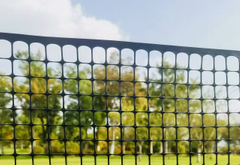 PLASTIC GARDEN FENCE